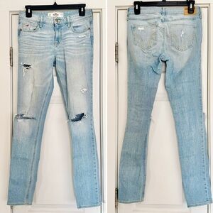 Hollister| Women’s Distressed Light Wash Skinny Jeans